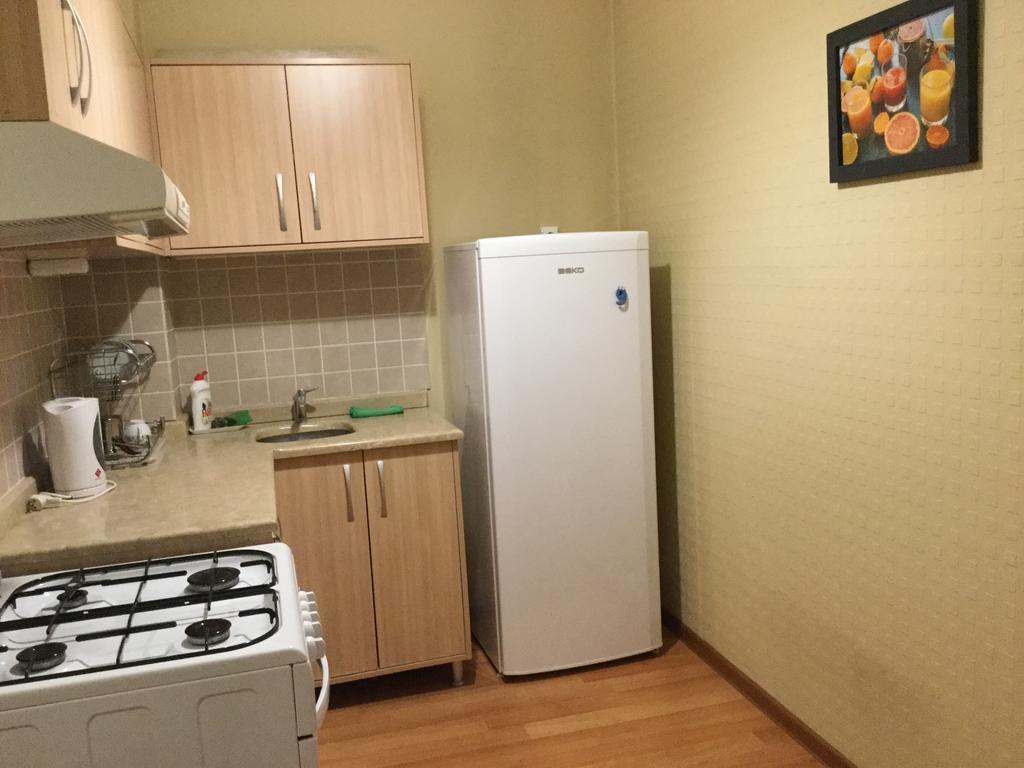 Nina'S Apartment On Gorgasali Batumi Zewnętrze zdjęcie